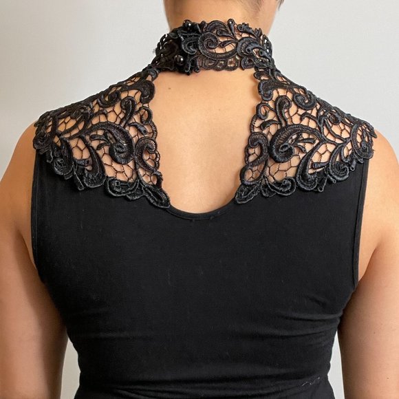 HOST PICK*Arianne Teri Floral High Collar Top -M- - Picture 5 of 11